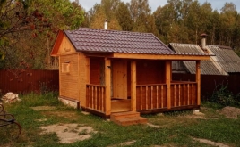 Каркасная баня 2x4 с верандой